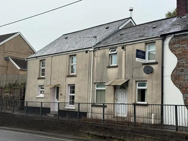 Apartment for rent in Betws, Pontaman