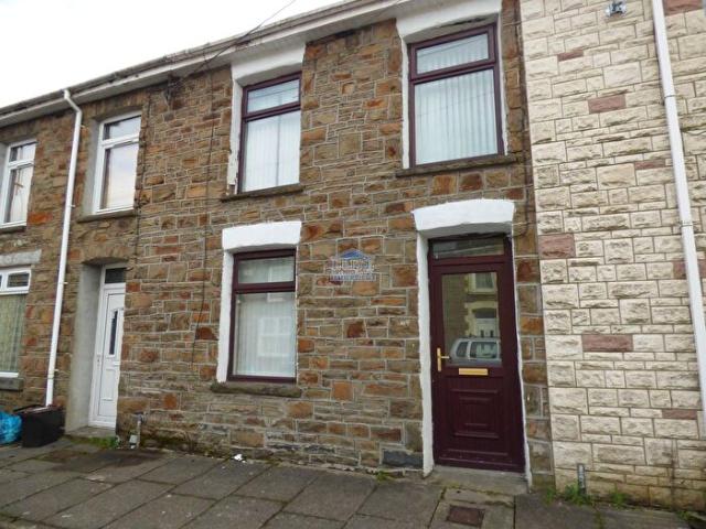 Apartment for rent in Pontycymer, Wales
