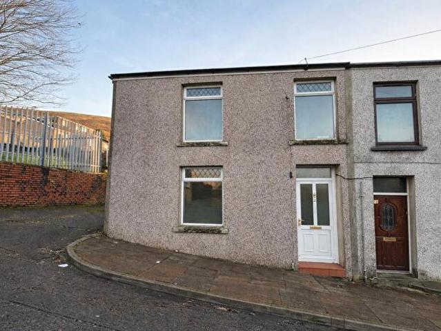 Apartment for rent in Ogmore Valley, Price Town