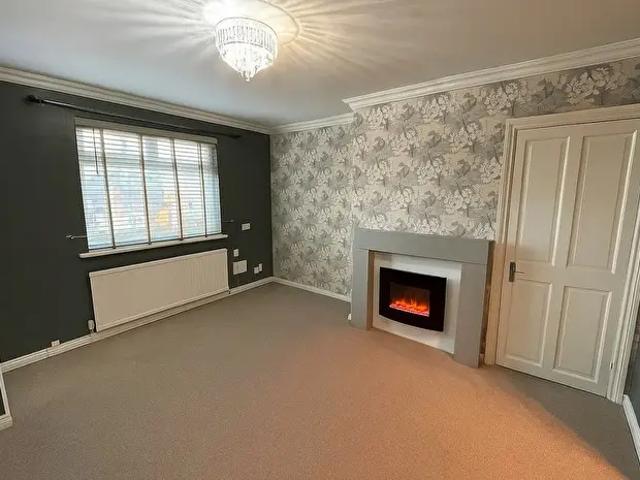 Apartment for rent in Cimla, Neath