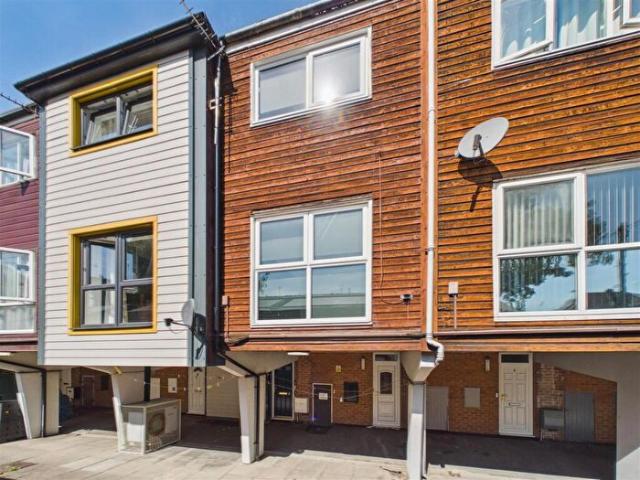 Apartment for rent in St Ann's, Haddon