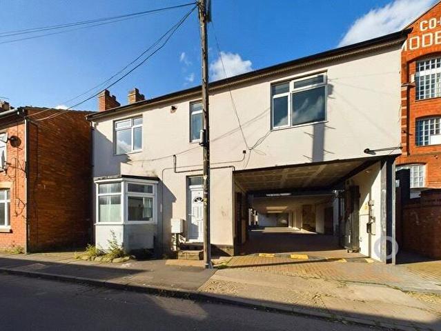 Apartment for rent in Kettering