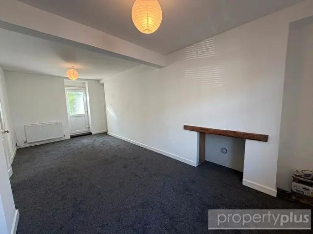 Apartment for rent in Pentre