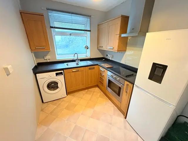 Apartment for rent in Cwmfelin, Swansea