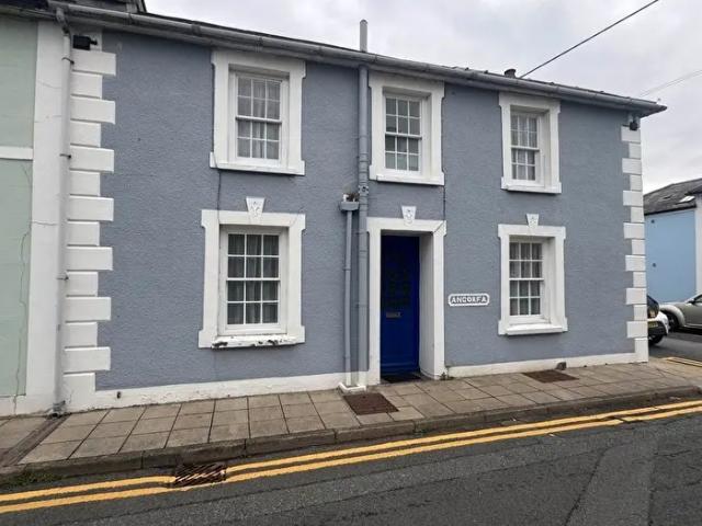 Apartment for rent in Aberaeron