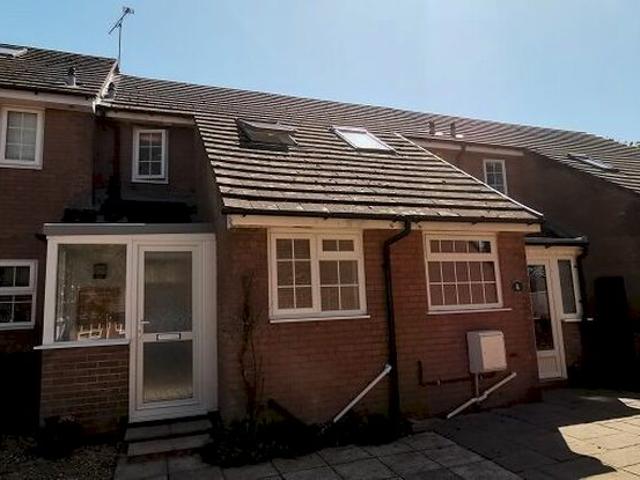 Apartment for rent in Newton, Wales