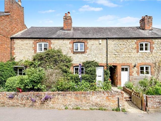 Apartment for rent in Marston, The Slade