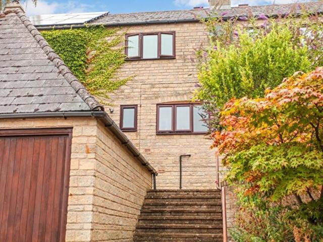 Apartment for rent in Fossebridge, Gloucestershire