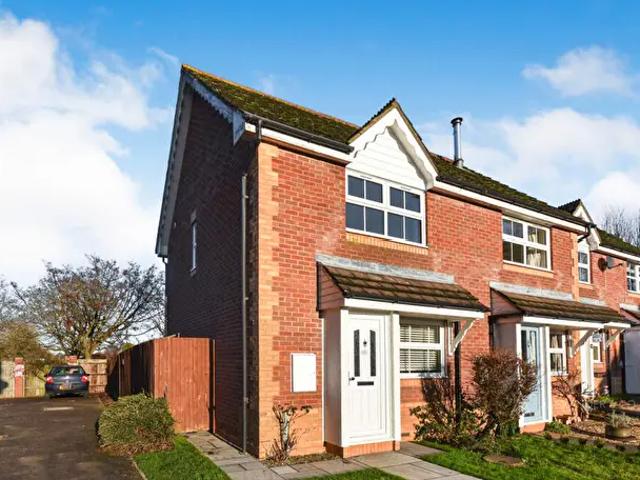 Apartment for rent in Walton Court, Aylesbury