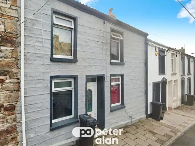 Apartment for rent in Dowlais Top, Pant
