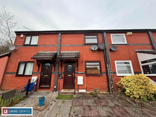 Apartment for rent in Treharris