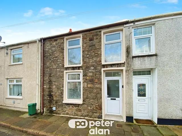 Apartment for rent in Robertstown, Aberdare