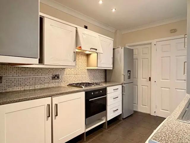 Apartment for rent in Manselton, Swansea