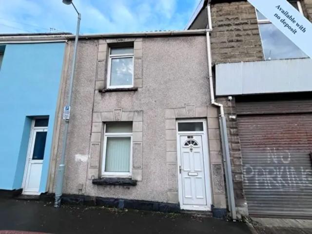 Apartment for rent in Waun-wen, Swansea