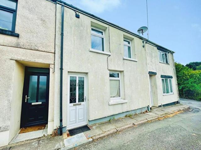 Apartment for rent in Sirhowy, Wales