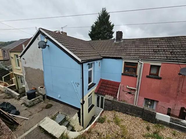 Apartment for rent in Penygraig, Wales