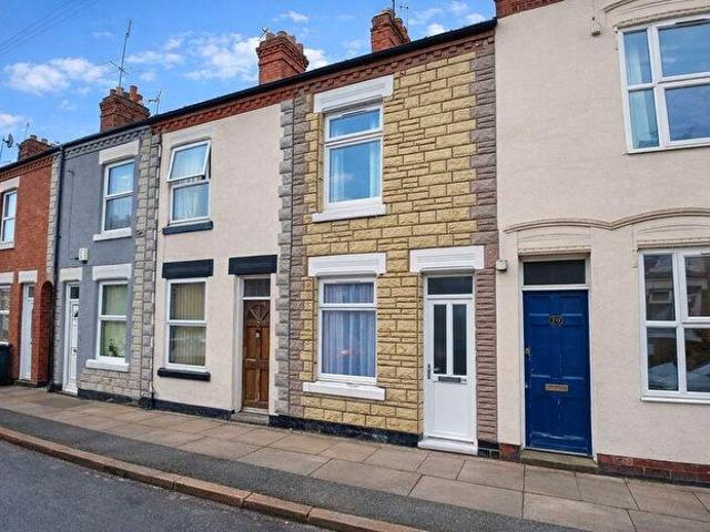 Apartment for rent in West End, Old Wharf