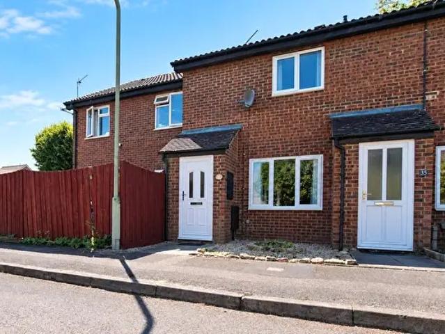 Apartment for rent in Caldecott, Dromore