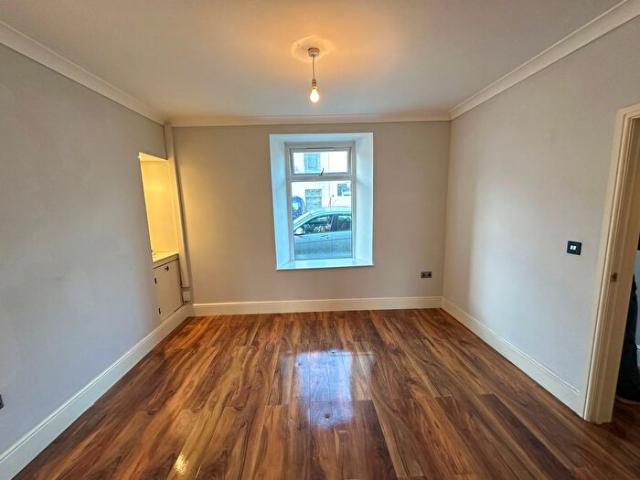 Apartment for rent in Mount Pleasant, Nangreaves