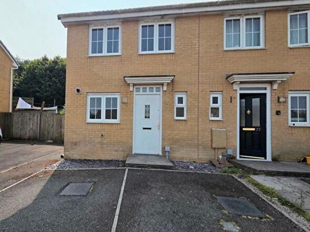 Apartment for rent in Sarn, Wales