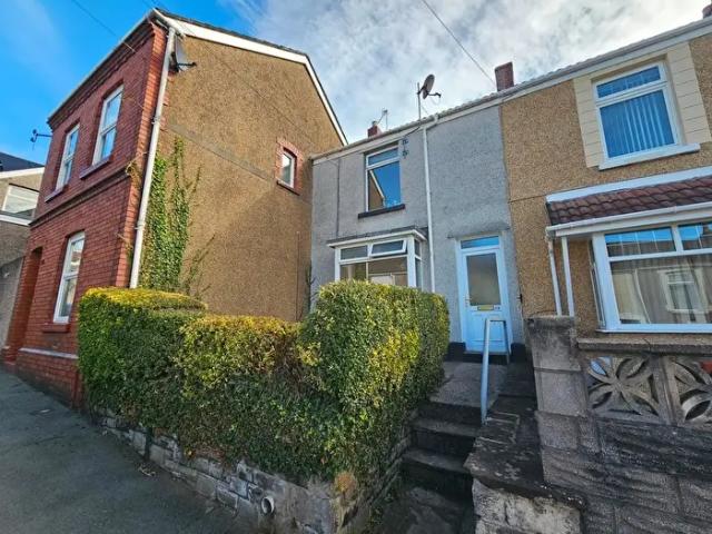Apartment for rent in St Thomas, Swansea