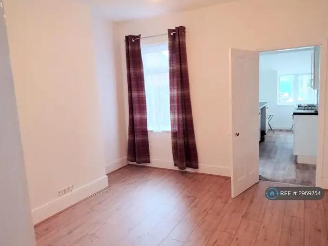 Apartment for rent in Horninglow and Eton, Beamhurst