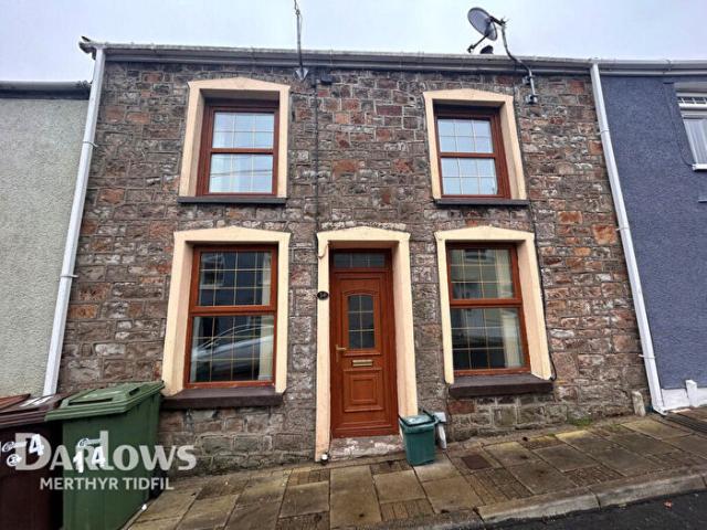 Apartment for rent in Pontlottyn, Wales