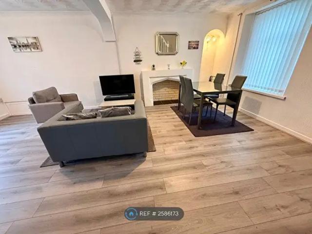 Apartment for rent in St Thomas, Swansea