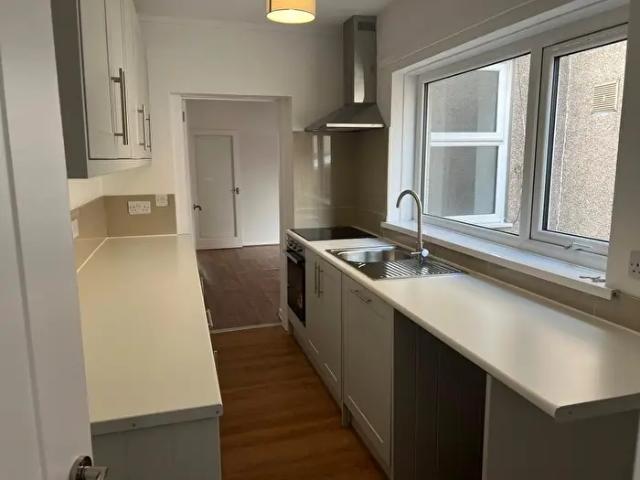 Apartment for rent in Cimla, Neath