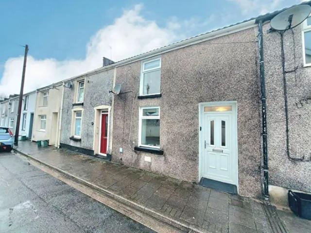 Apartment for rent in Robertstown, Aberdare