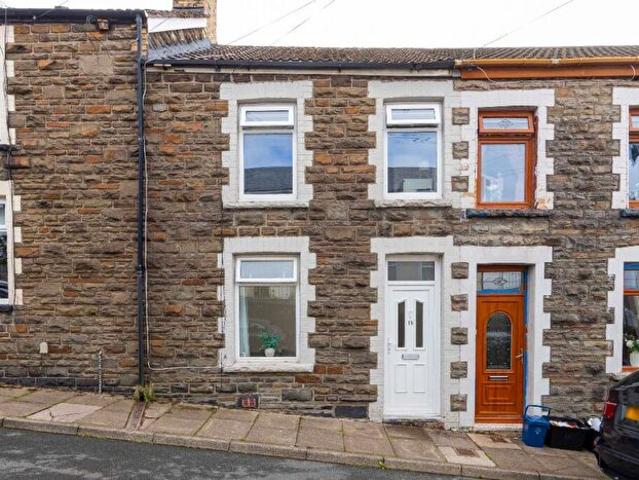 Apartment for rent in Treharris