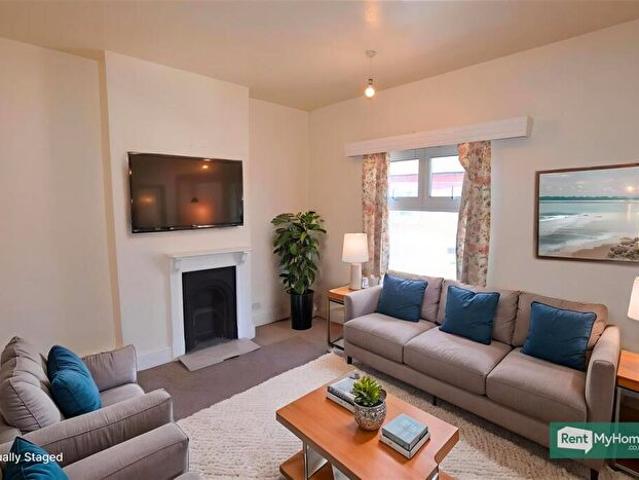 Apartment for rent in West End, Old Wharf