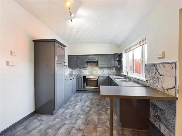 Apartment for rent in Gadlys, Aberdare