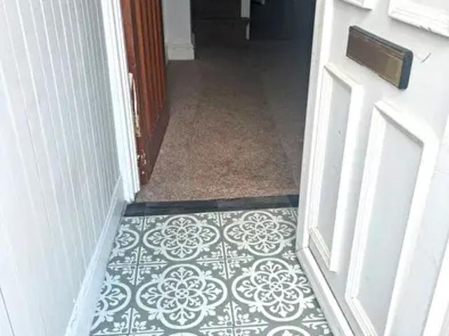 Apartment for rent in Cwmrhydyceirw, Swansea