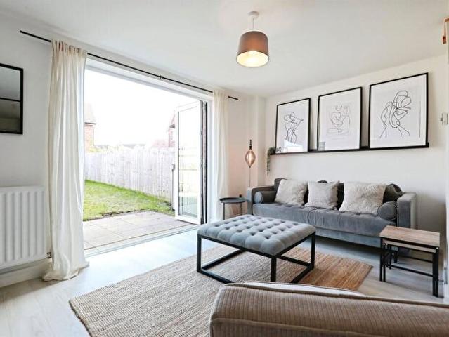 Apartment for rent in Myton Park, Green Close