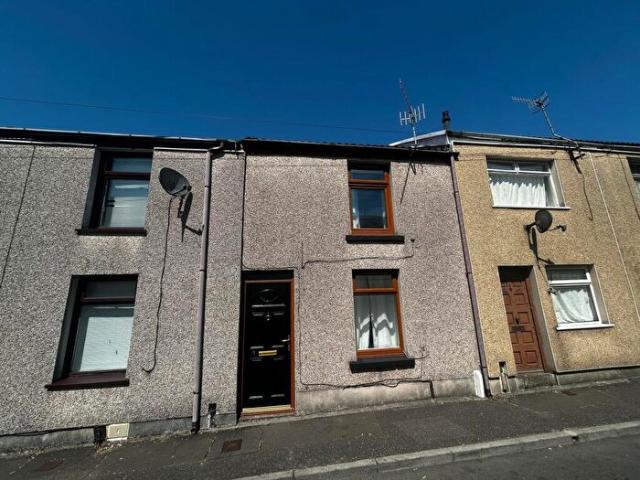 Apartment for rent in Cimla, Neath