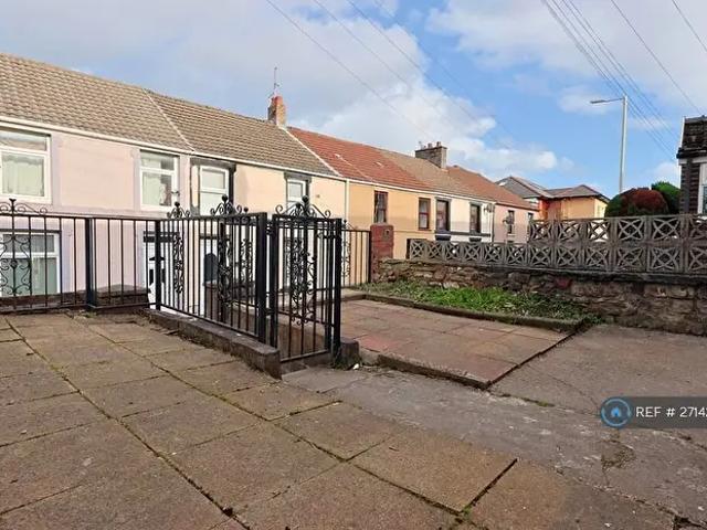 Apartment for rent in Gadlys, Aberdare