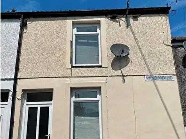 Apartment for rent in Troed-y-rhiw, Troedyrhiw
