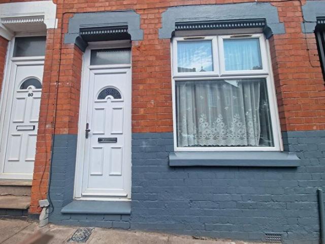Apartment for rent in Spinney Hills, Old Wharf
