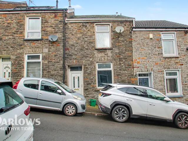 Apartment for rent in Mountain Ash West, Mountain Ash