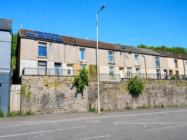 Apartment for rent in Pentre, Ton Pentre