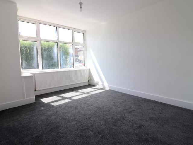 House for rent in Spring Park, Luton