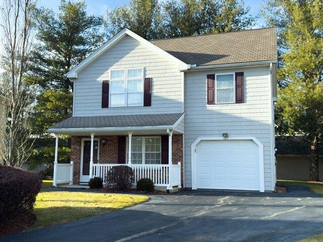 Condo for sale in Tewksbury, Massachusetts