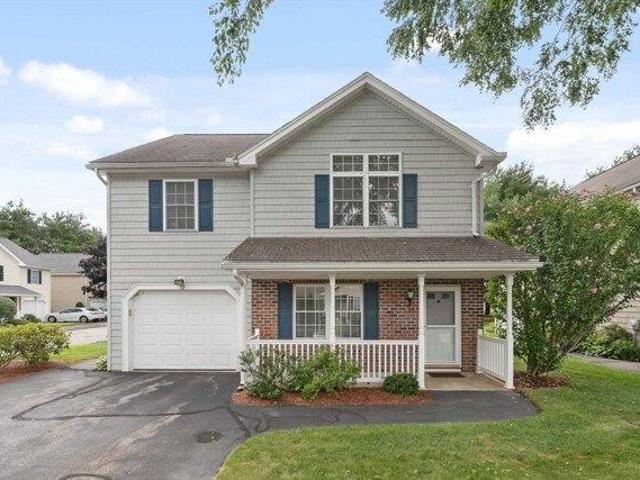 Condo for sale in Tewksbury, Massachusetts