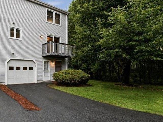 Condo for sale in Tewksbury, Massachusetts