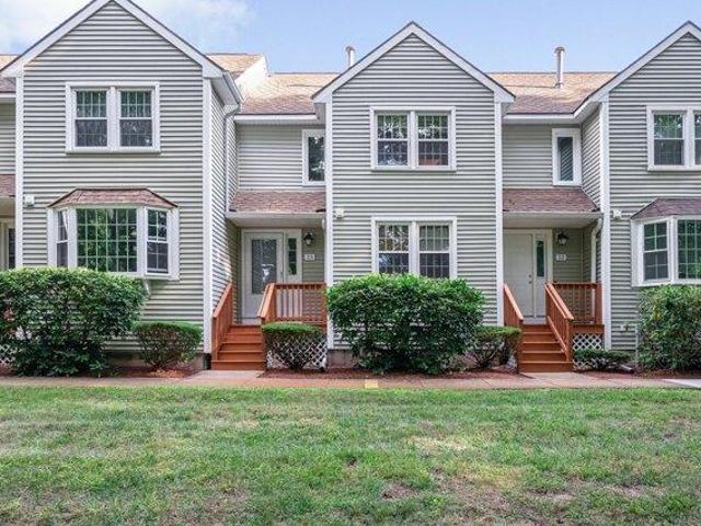 Condo for sale in Tewksbury, Massachusetts