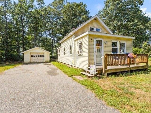 House for sale in Silver Lake, Tewksbury