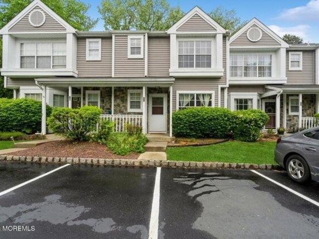 House for sale in Tinton Falls