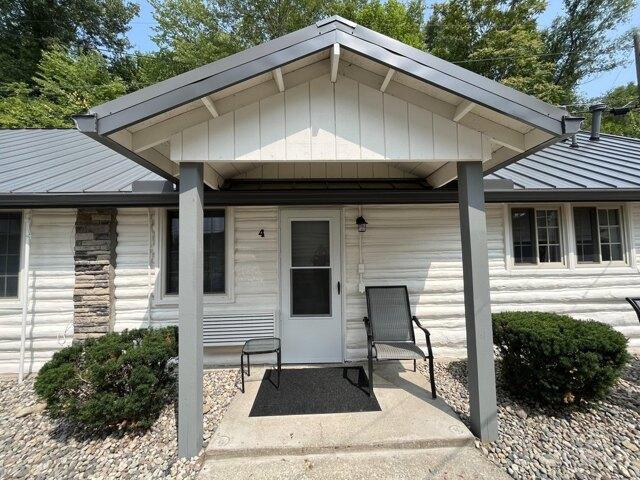 Condo for sale in Tipton