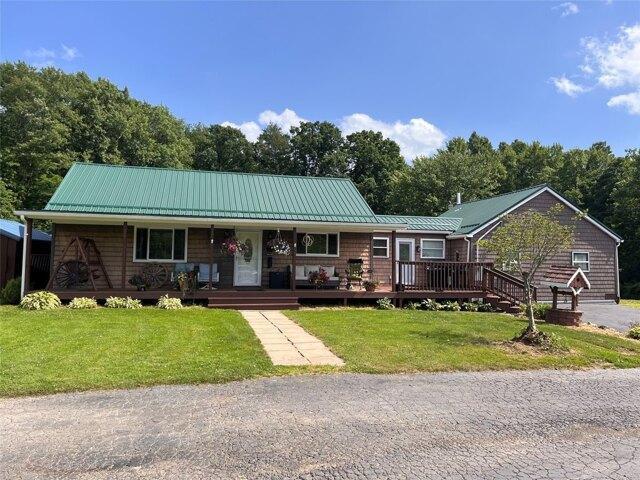 House for sale in Venango, Pennsylvania